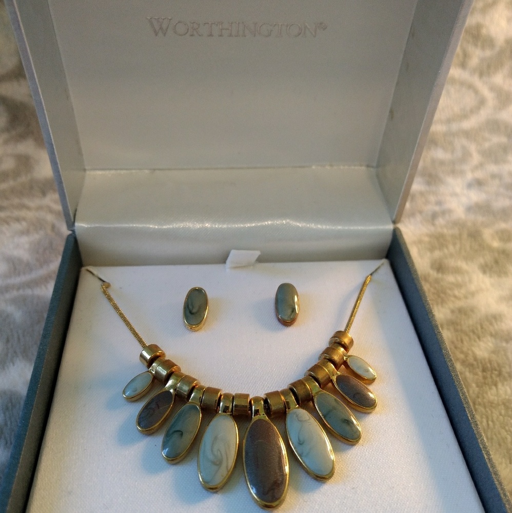 NECKLACE & EARRING SET - Grey & Gold